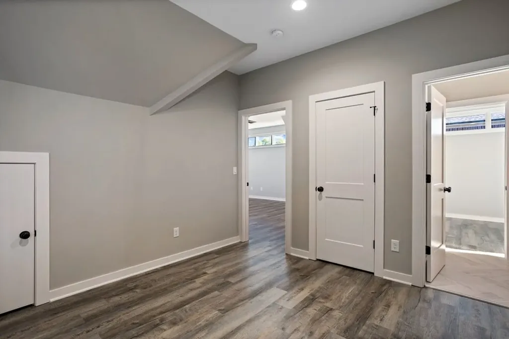 1211 7th Ave, N Nashville TN 37208
