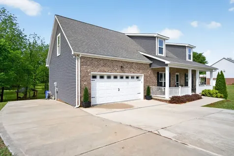 633 Victoria Lane Sparta TN 38583