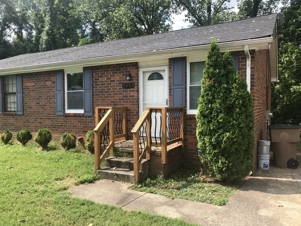 2352 Cooper Terrace Nashville TN 37216