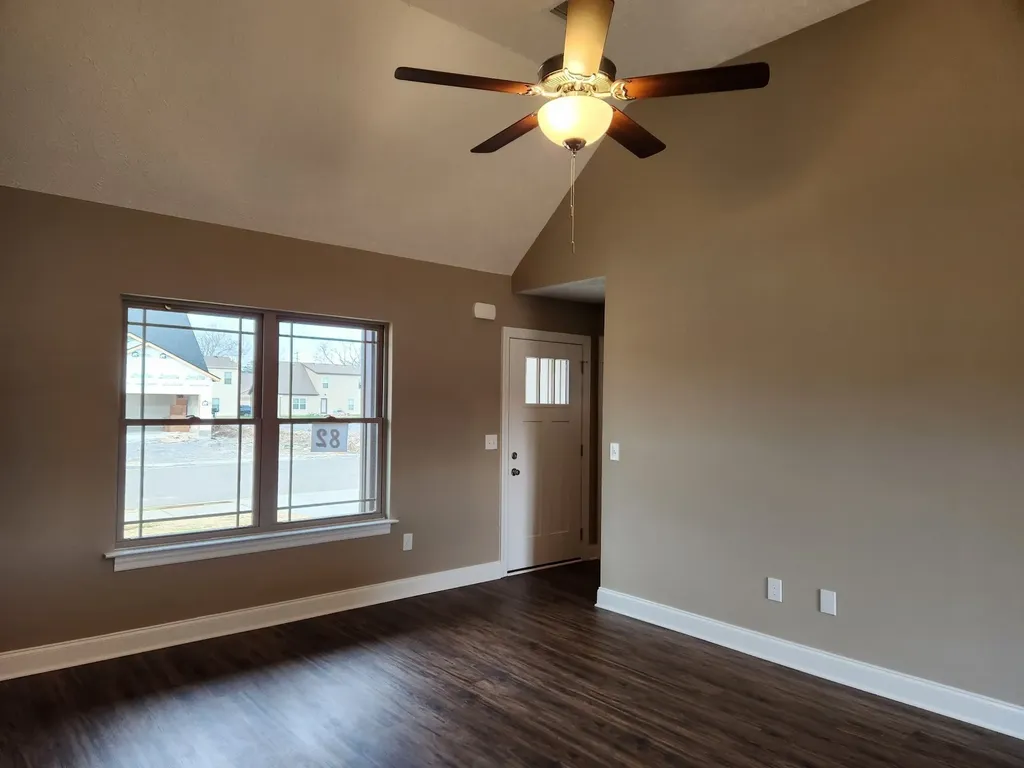 2914 Valley Farms Drive Christiana TN 37037