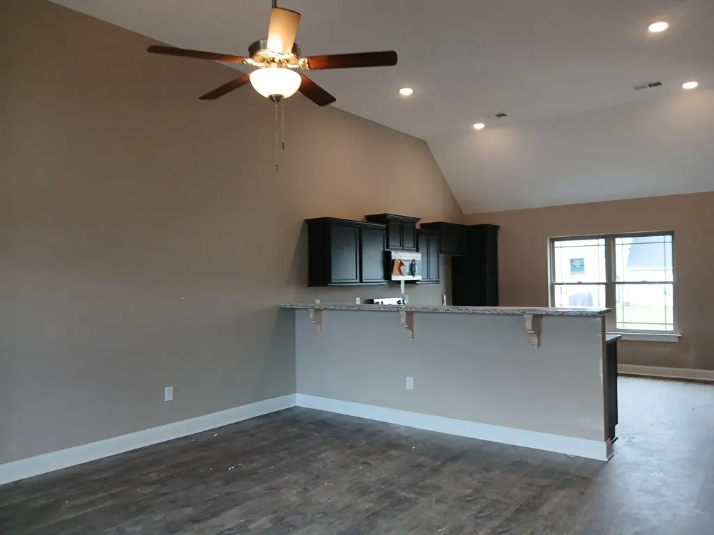 2914 Valley Farms Drive Christiana TN 37037
