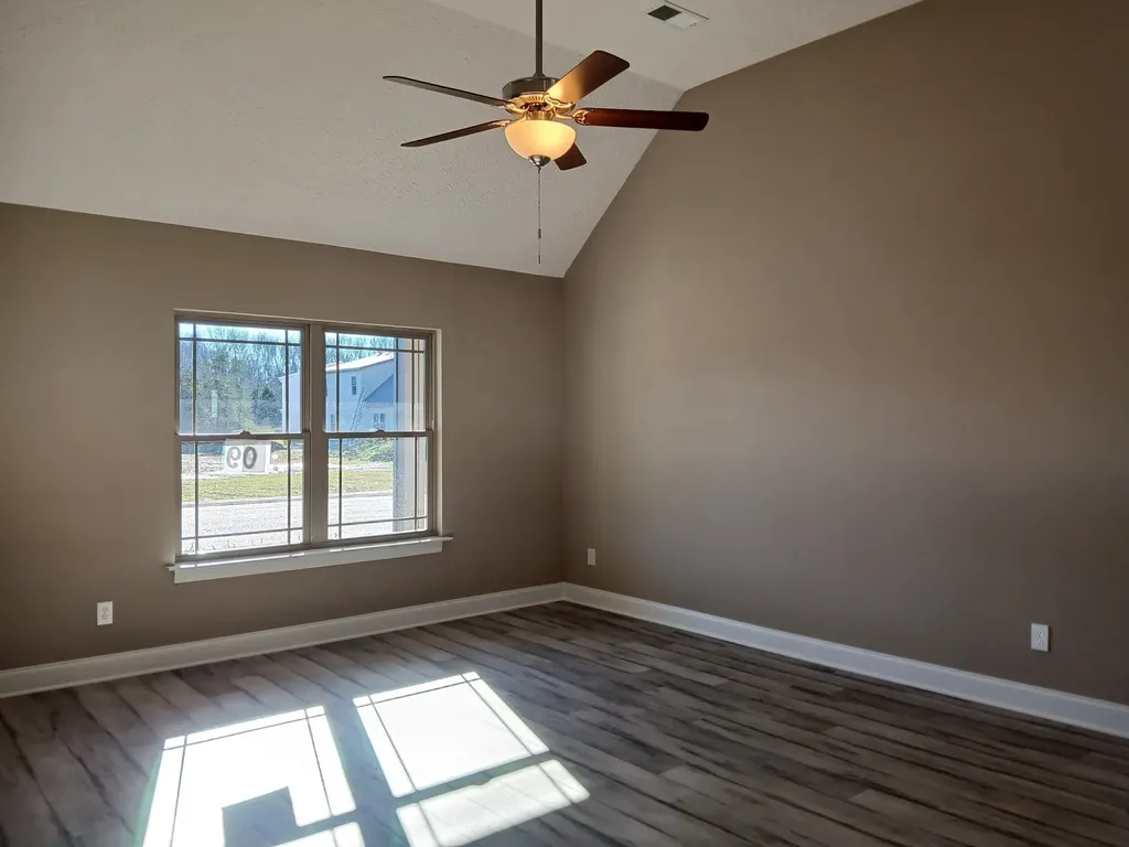2914 Valley Farms Drive Christiana TN 37037