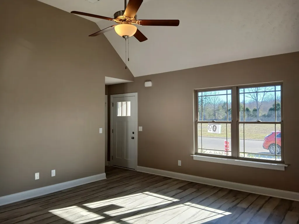 2914 Valley Farms Drive Christiana TN 37037
