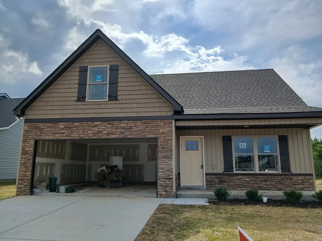 2914 Valley Farms Drive Christiana TN 37037