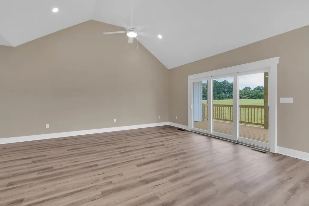 84 Meadowood Lane Winchester TN 37398