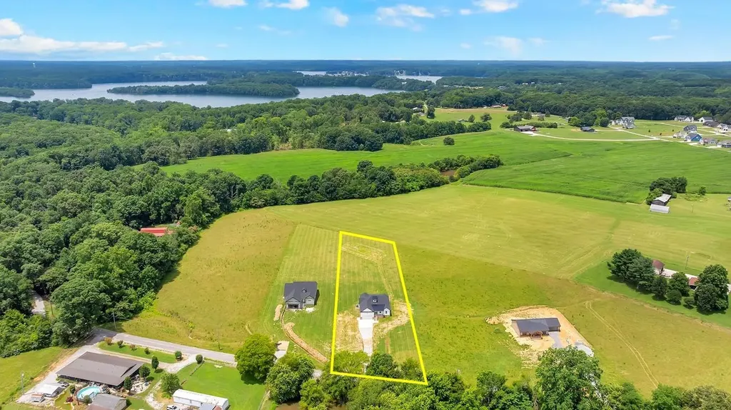 84 Meadowood Lane Winchester TN 37398
