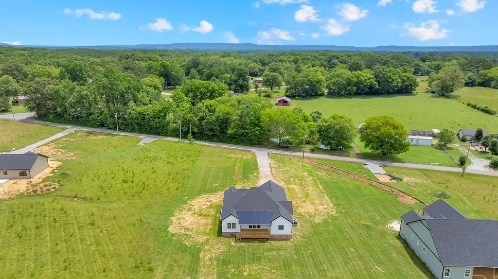 84 Meadowood Lane Winchester TN 37398