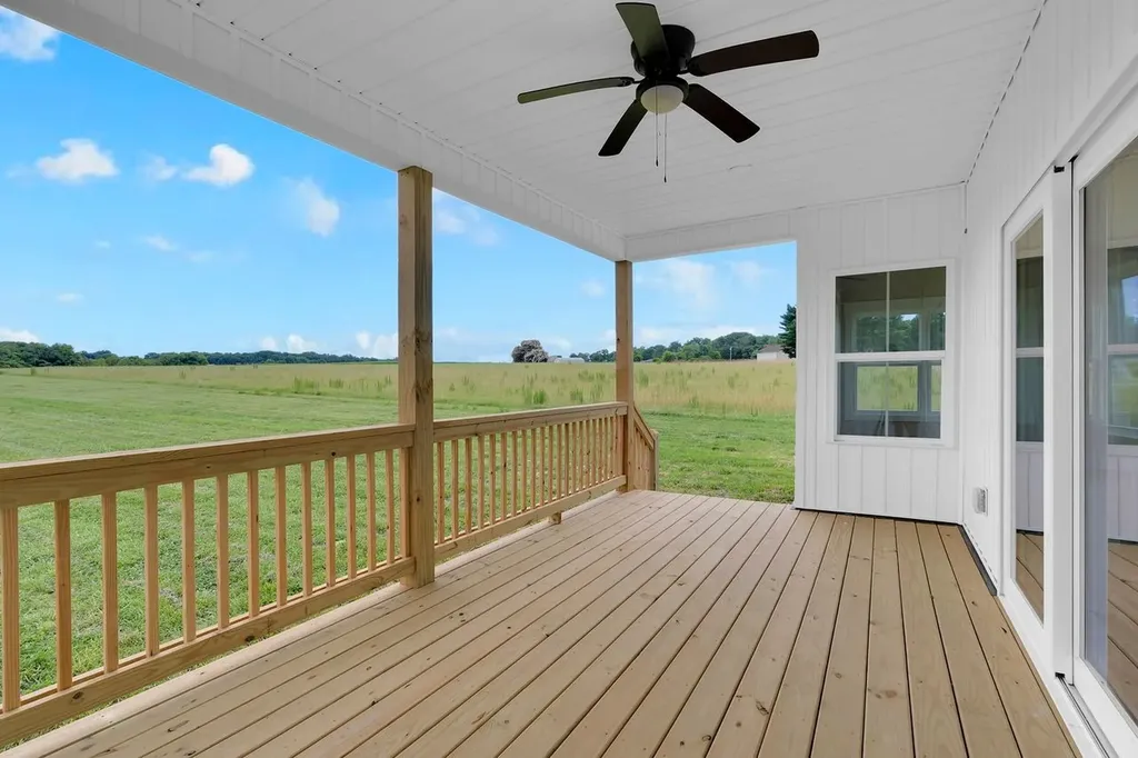 84 Meadowood Lane Winchester TN 37398