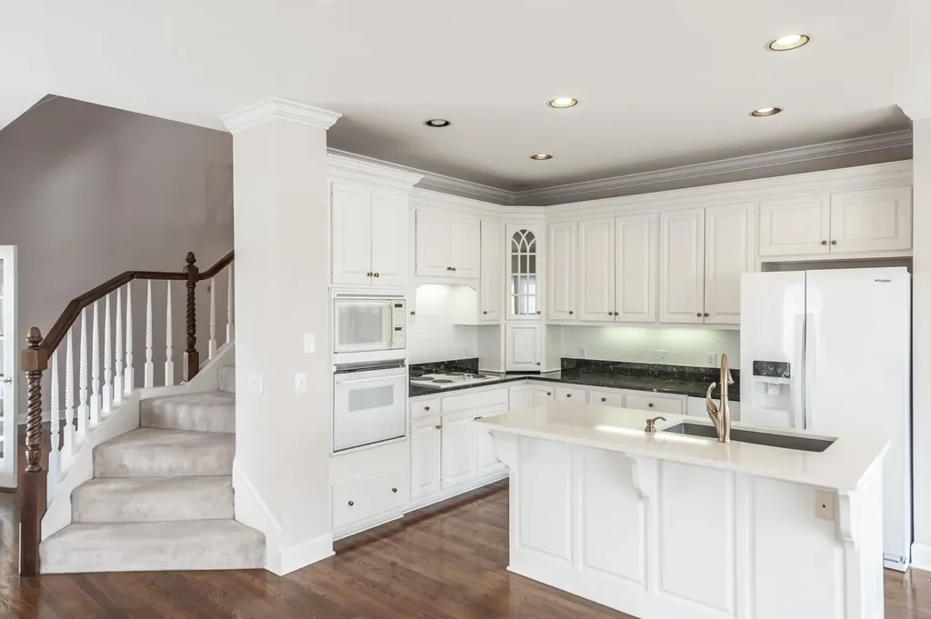 111 Governors Point Boulevard Hendersonville TN 37075