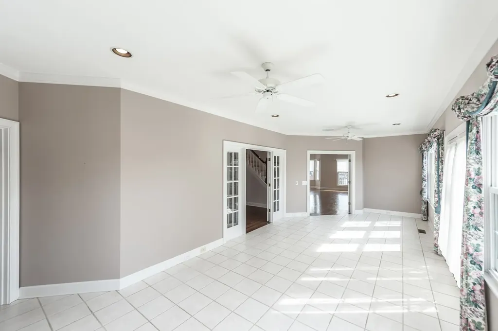 111 Governors Point Boulevard Hendersonville TN 37075