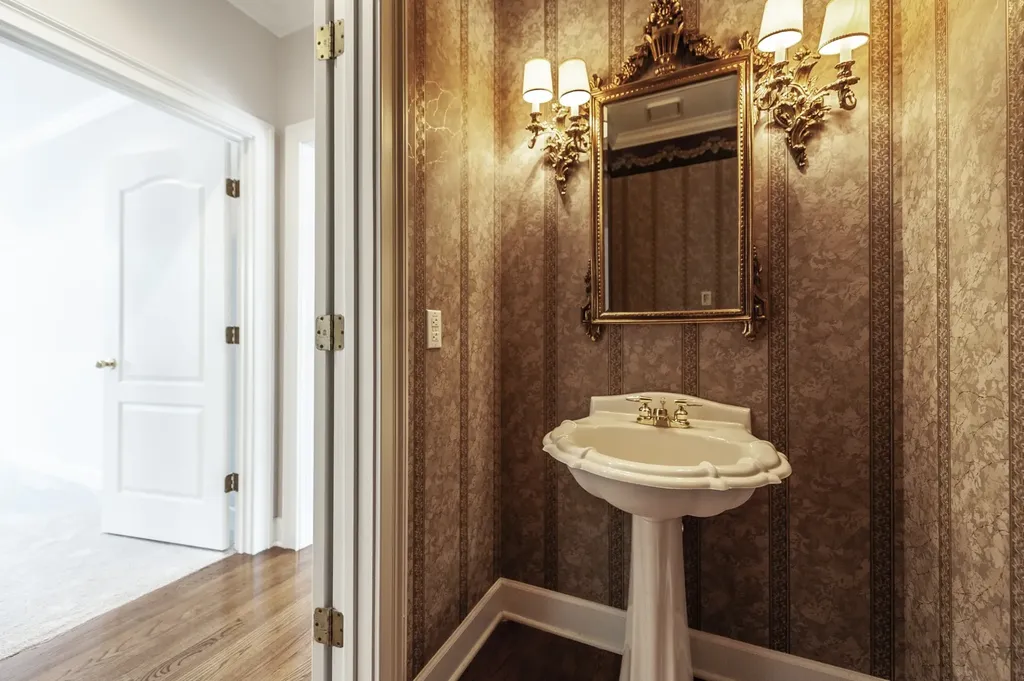111 Governors Point Boulevard Hendersonville TN 37075