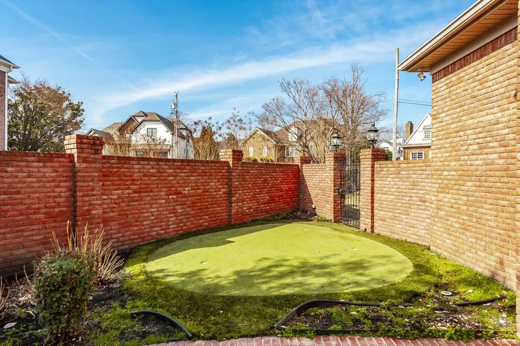 111 Governors Point Boulevard Hendersonville TN 37075