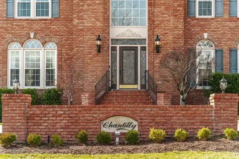 111 Governors Point Boulevard Hendersonville TN 37075