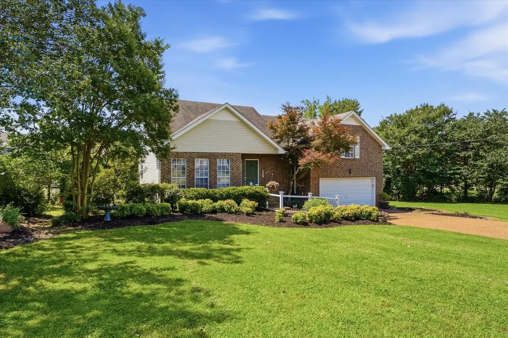 103 Waterford Way Hendersonville TN 37075