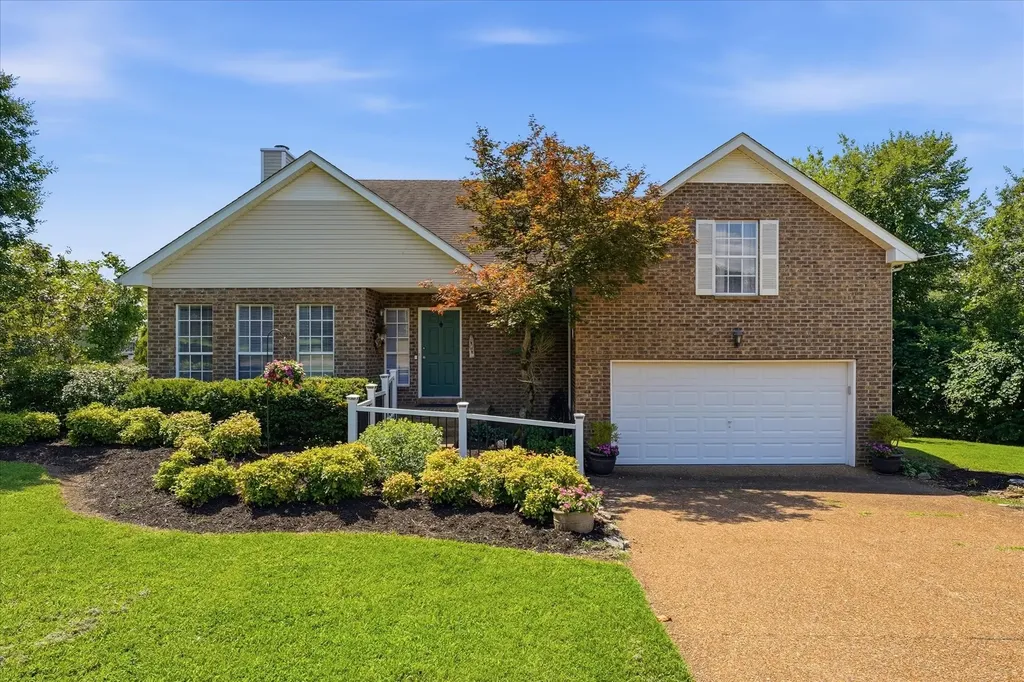103 Waterford Way Hendersonville TN 37075
