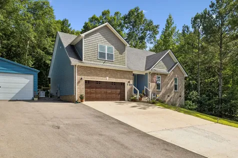 906 Riverwood Drive Buchanan TN 38222