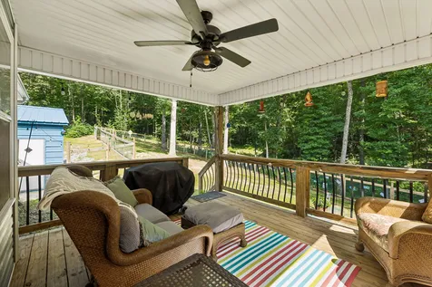 906 Riverwood Drive Buchanan TN 38222