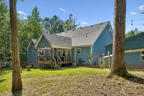 906 Riverwood Drive Buchanan TN 38222