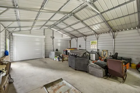 906 Riverwood Drive Buchanan TN 38222