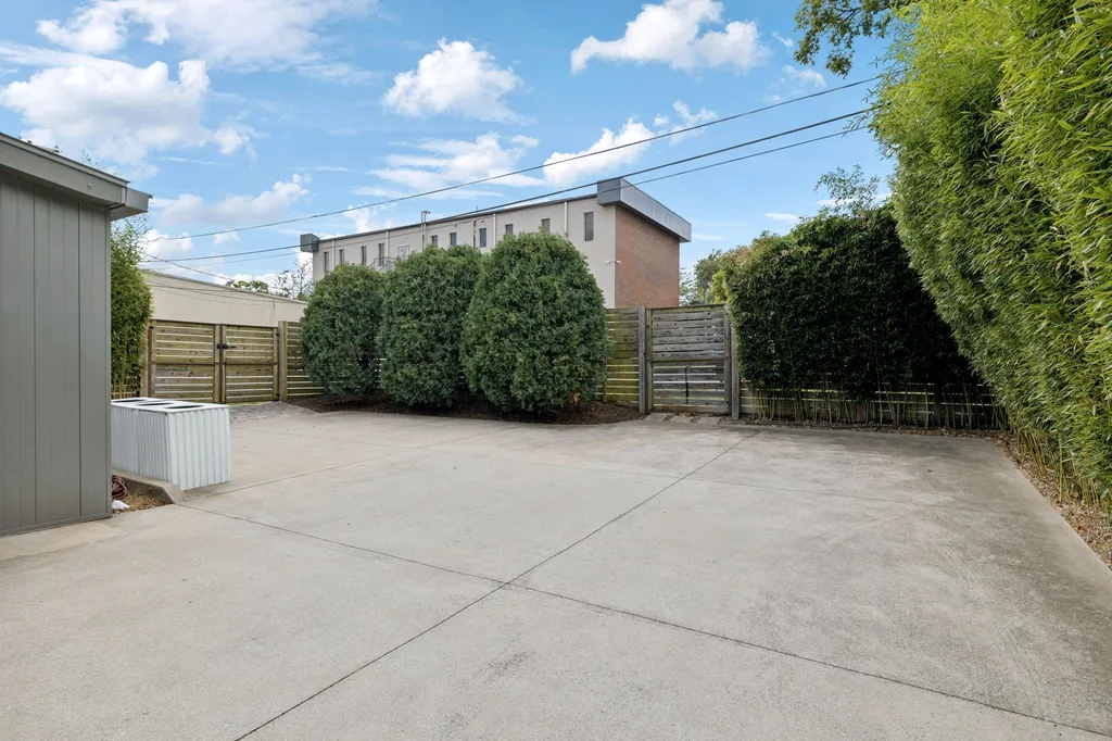 2517 White Avenue Nashville TN 37204