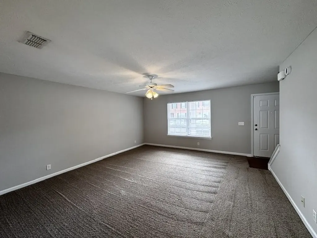 1027 Sitting Bull Crossing Murfreesboro TN 37128