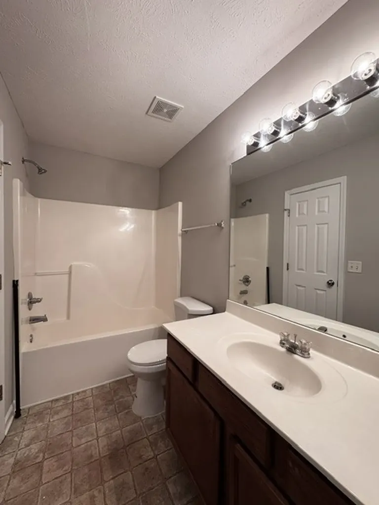 1027 Sitting Bull Crossing Murfreesboro TN 37128