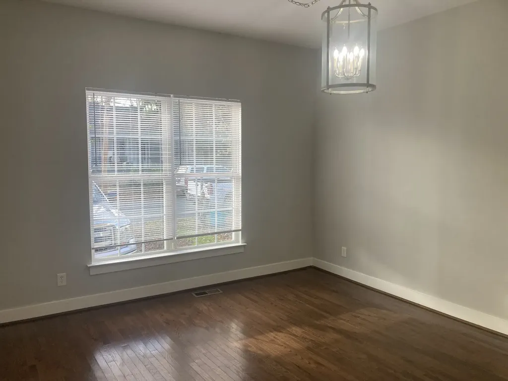 1814 15th Avenue N Nashville TN 37208