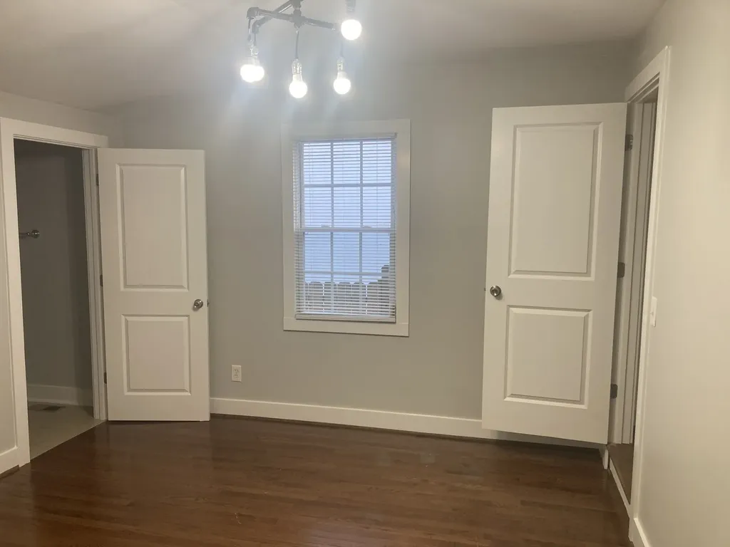 1814 15th Avenue N Nashville TN 37208