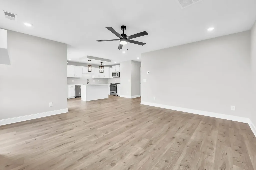 156 Leitrim Drive Clarksville TN 37042