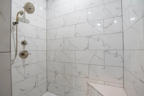 650 W Pillow Street Clifton TN 38425