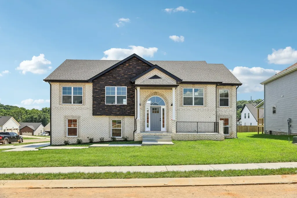 794 Carrillo Drive Clarksville TN 37040