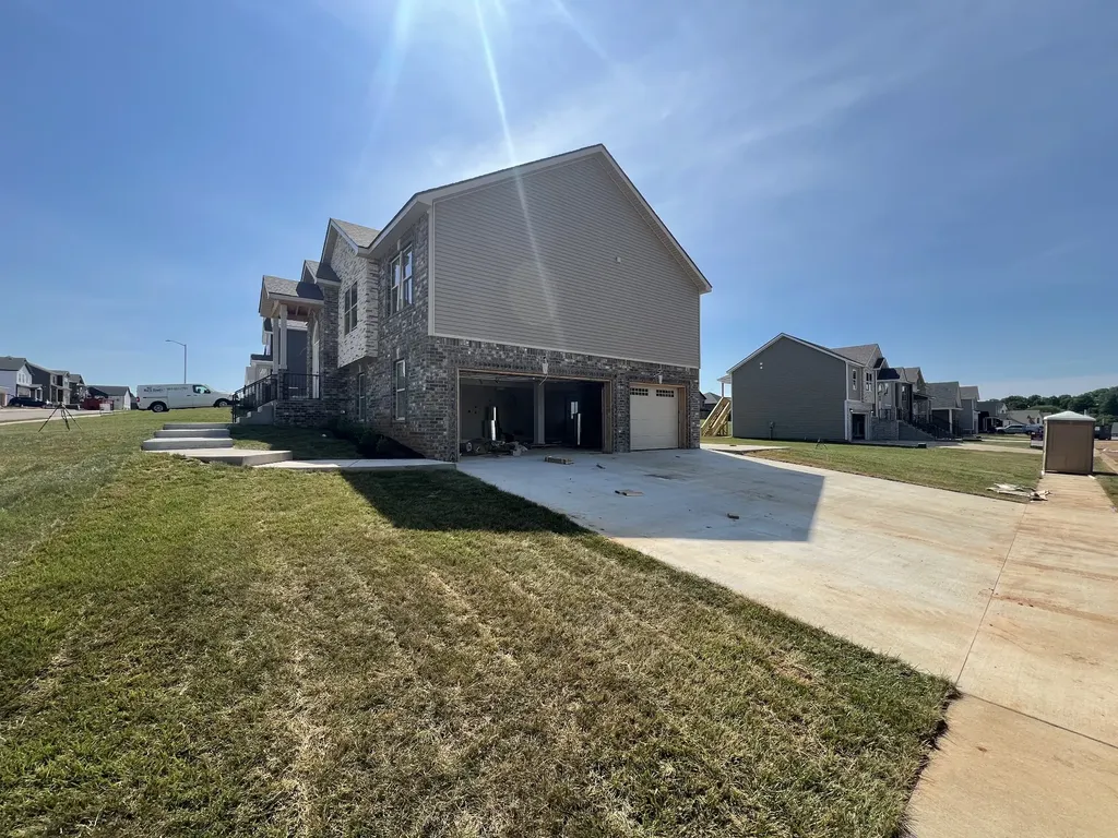794 Carrillo Drive Clarksville TN 37040