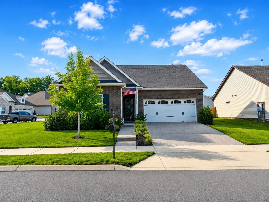 131 Crabourne Drive White House TN 37188