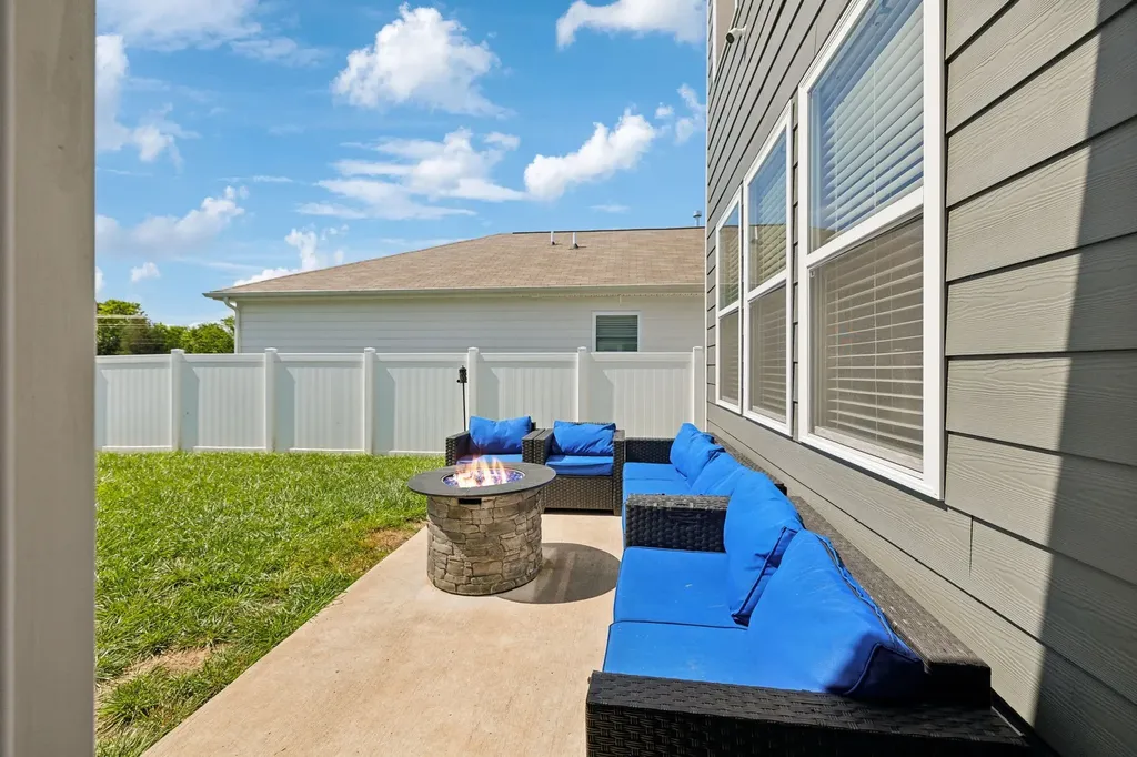 866 Long Leaf Road Lebanon TN 37087