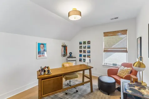 2025 Pleasant Cove Nashville TN 37214
