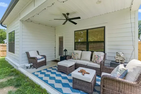 2025 Pleasant Cove Nashville TN 37214