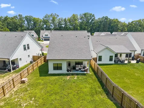 2025 Pleasant Cove Nashville TN 37214