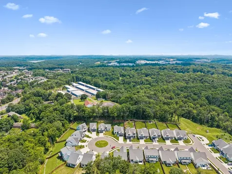 2025 Pleasant Cove Nashville TN 37214