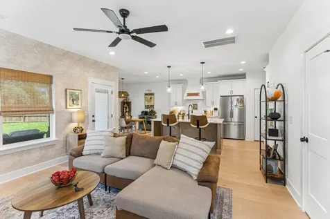 2025 Pleasant Cove Nashville TN 37214