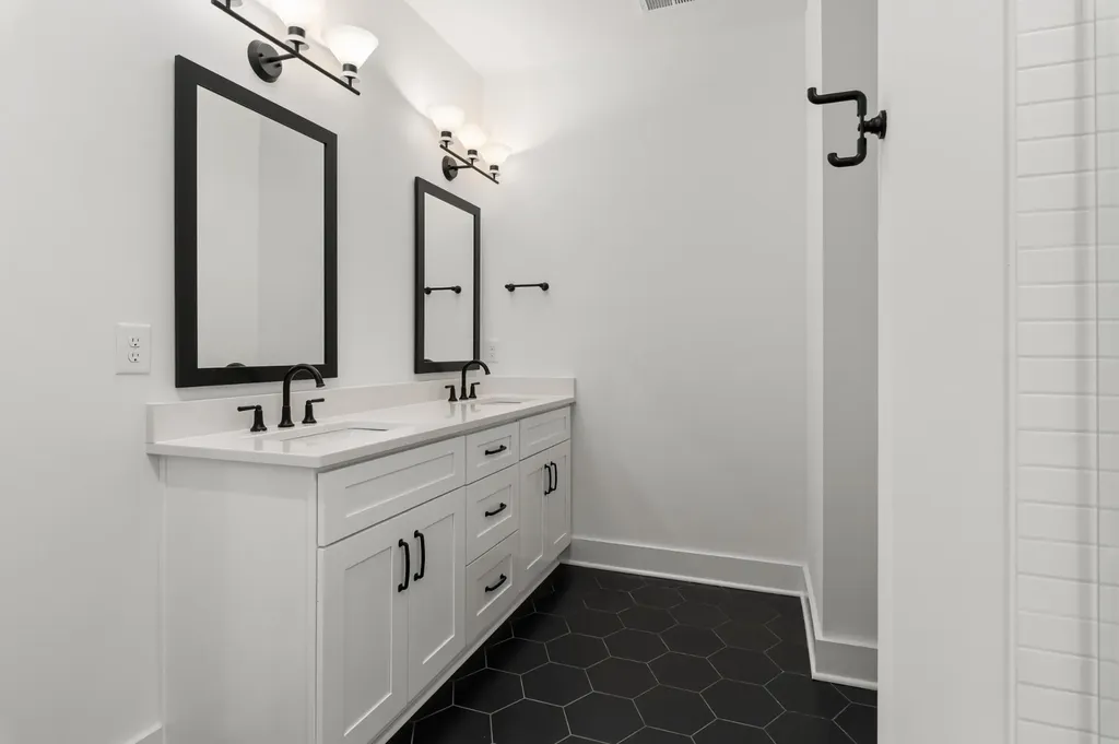 3304 Conviser Drive Nashville TN 37207