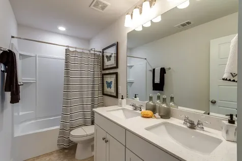 490 Lacewing Lane Clarksville TN 37043