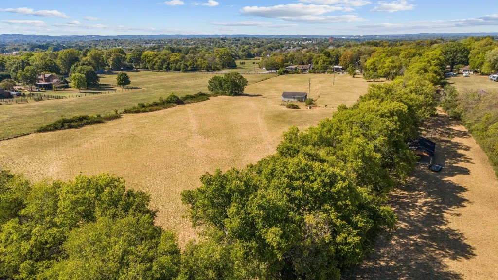 417 Nawakwa Trail Madison TN 37115