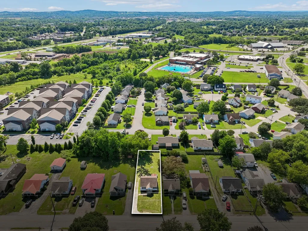 612 Fairview Avenue Lebanon TN 37087