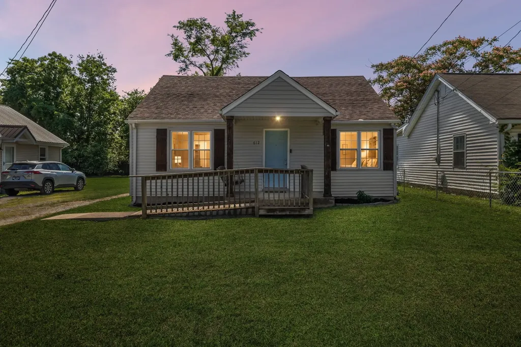 612 Fairview Avenue Lebanon TN 37087