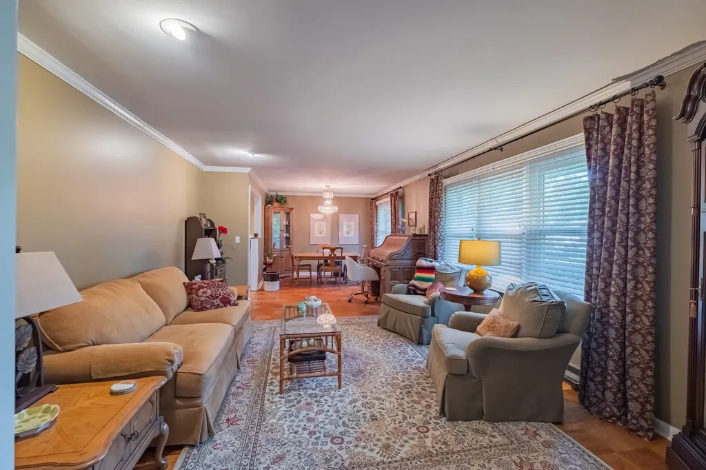 101 Crestwood Drive Tullahoma TN 37388
