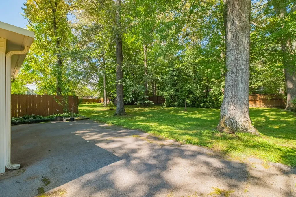 101 Crestwood Drive Tullahoma TN 37388