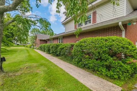 101 Crestwood Drive Tullahoma TN 37388