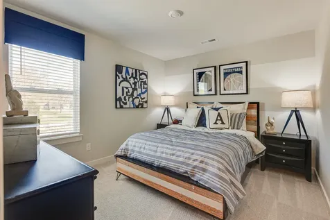 2513 Robert Gwynne Drive Smyrna TN 37167
