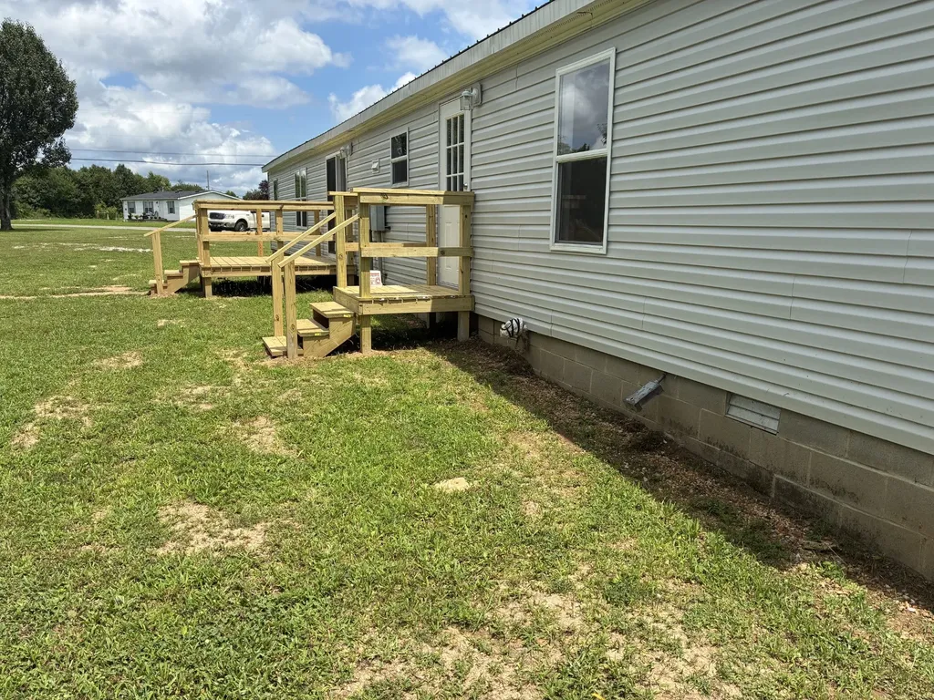 11 Sunrise Drive Lawrenceburg TN 38464