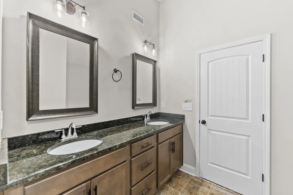 2223 Viking Court Murfreesboro TN 37127